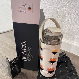 Brumate Milti Shaker in Sol by Hilary Duff - new in box